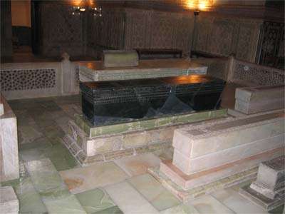 Timur Khan tombstone