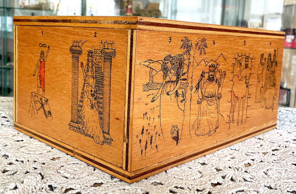 tarot box