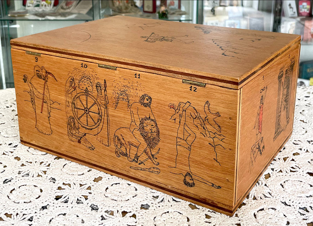 tarot box